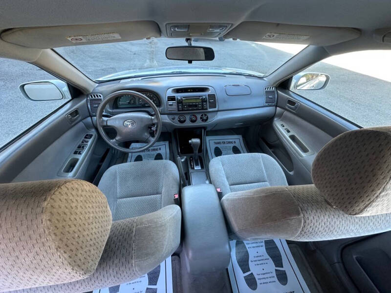 2002 Toyota Camry LE