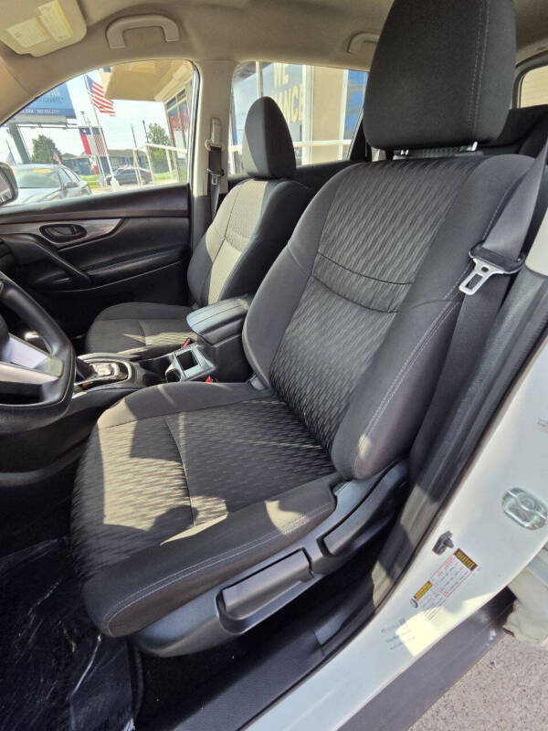 2020 Nissan Rogue S