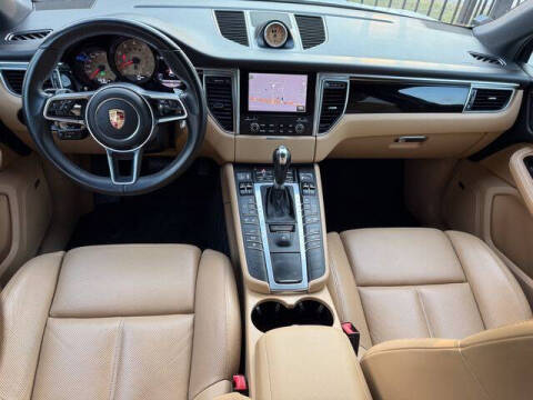 2017 Porsche Macan S