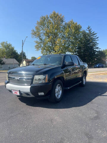 2009 Chevrolet Avalanche for sale at Sam's Autos LLC in Bellefontaine OH