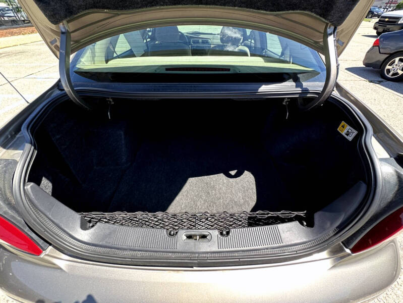 2002 Ford Taurus SE