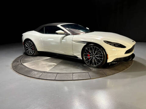 2023 Aston Martin DB11 Volante