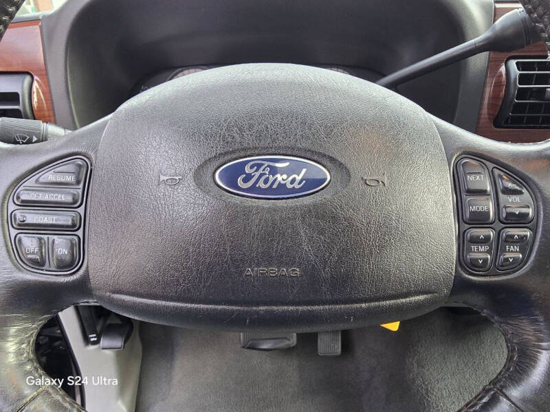 2006 Ford F-350 Super Duty Lariat