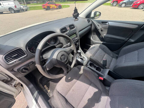 2011 Volkswagen Golf 2.5L PZEV