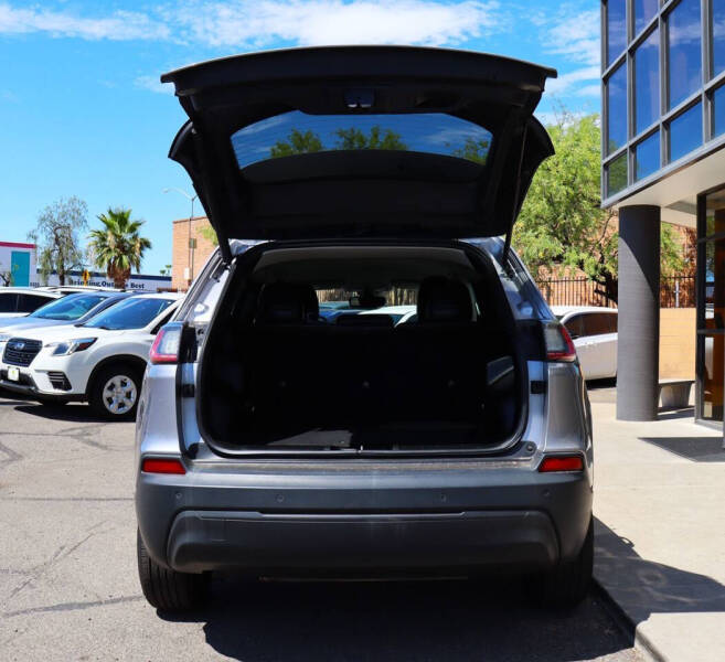 2019 Jeep Cherokee Latitude Plus