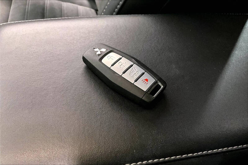 2025 Mitsubishi Outlander