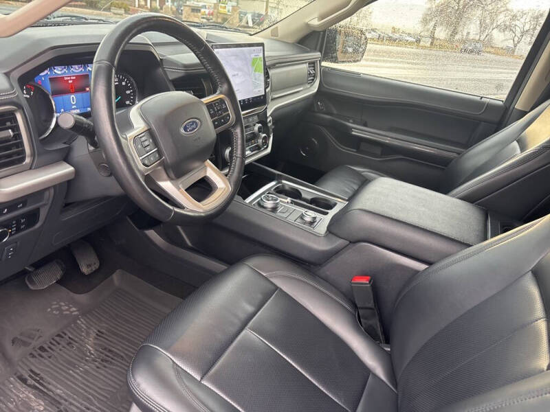 2024 Ford Expedition MAX XLT