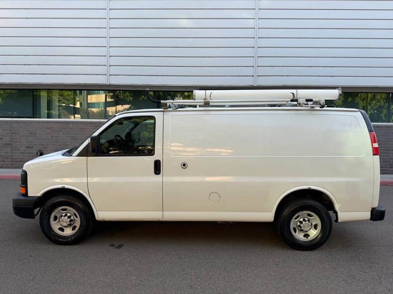 2013 Chevrolet Express Cargo Work Van - Photo 11