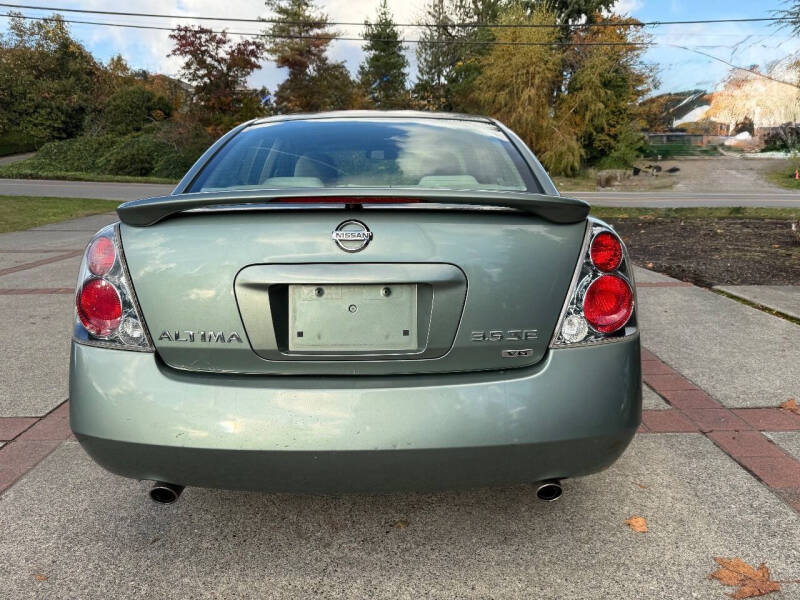 2005 Nissan Altima 3.5 SE