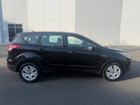 2014 Ford Escape S