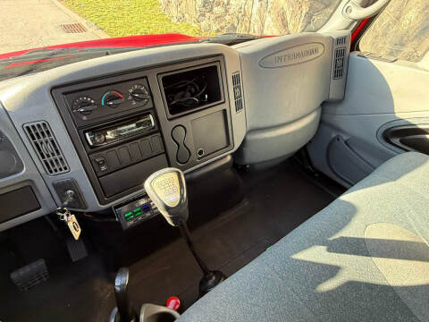 2003 International DuraStar 4300