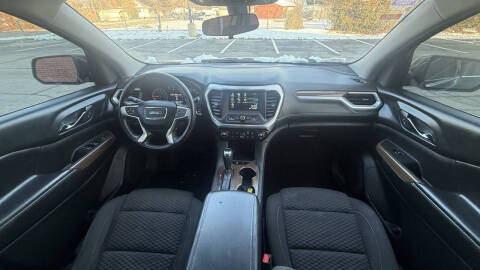 2017 GMC Acadia SLE-1