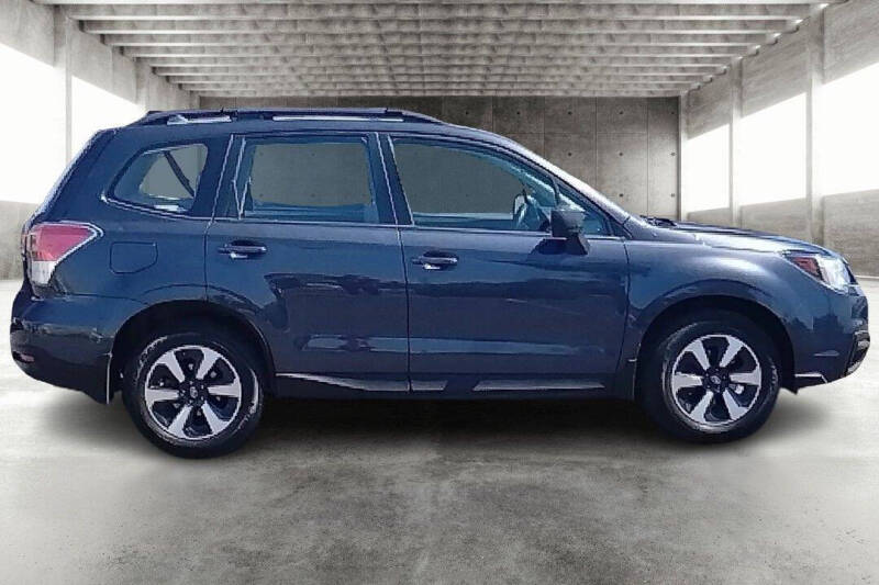 2017 Subaru Forester 2.5i