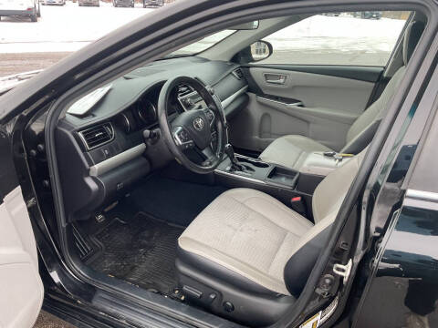 2015 Toyota Camry SE