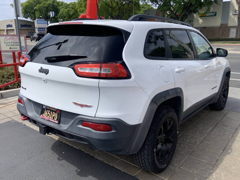 2017 Jeep Cherokee