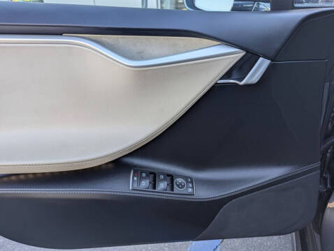 2017 Tesla Model S 75D