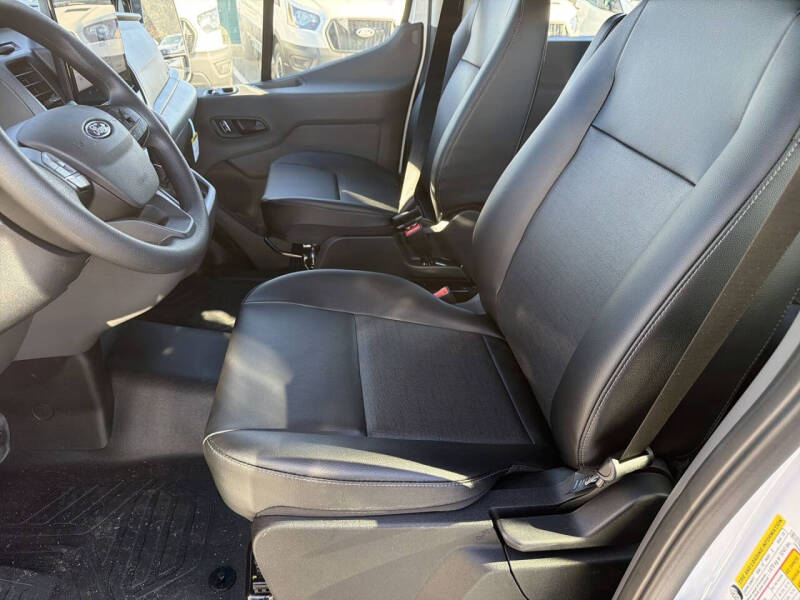 2026 Ford Transit 350 XLT