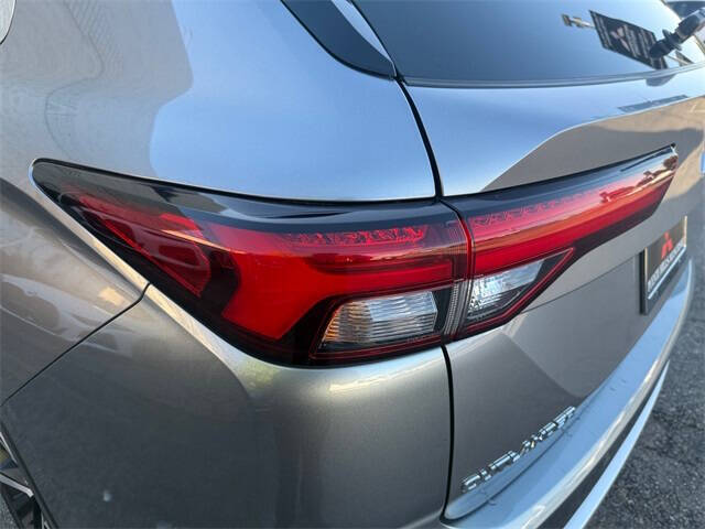 2023 Mitsubishi Outlander