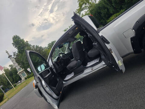 2010 Nissan Titan SE