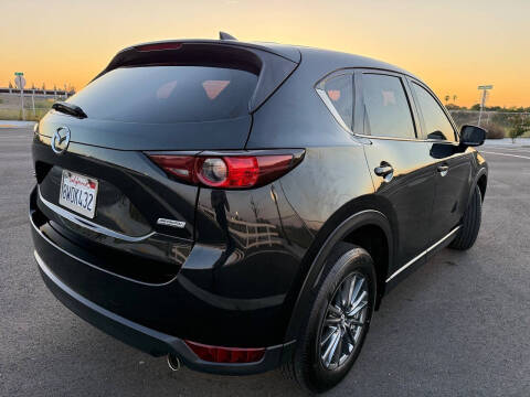 2018 Mazda CX-5 Sport