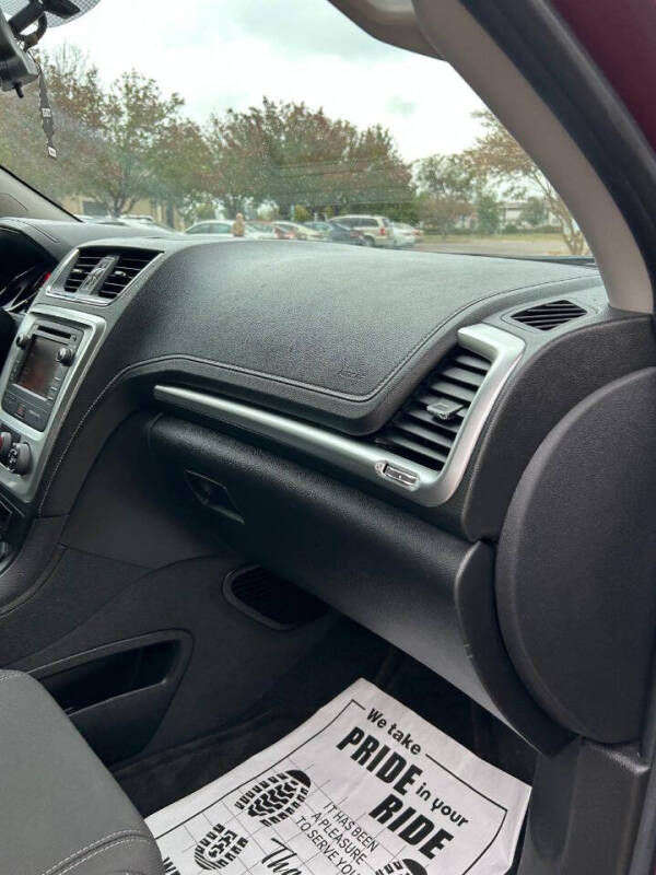 2016 GMC Acadia SLE-1