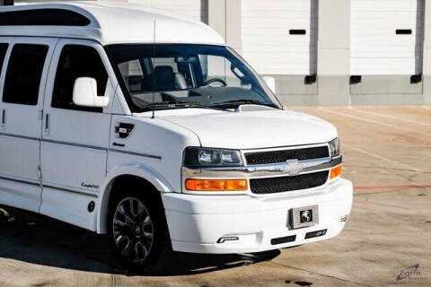 2023 Chevrolet Express 2500