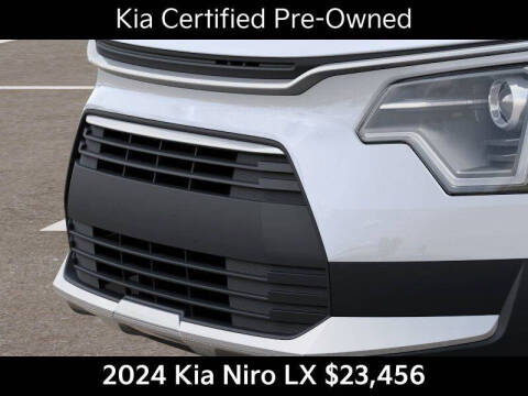 2024 Kia Niro LX