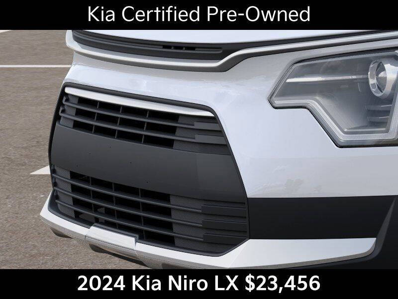 2024 Kia Niro LX