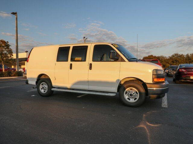 2024 GMC Savana 2500