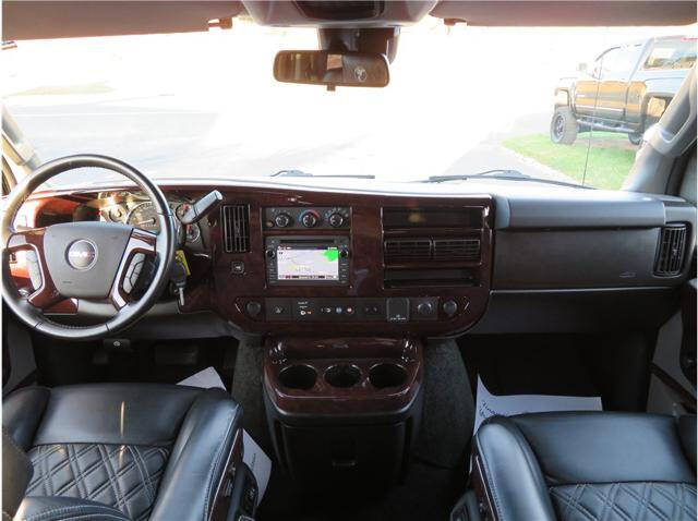 2020 GMC Savana 2500