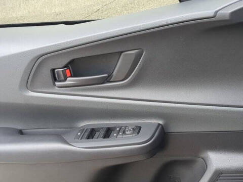 2023 Toyota Prius LE