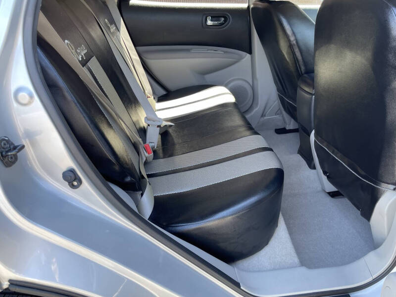 2012 Nissan Rogue S