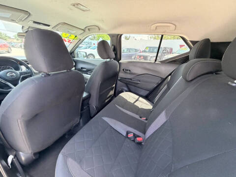 2020 Nissan Kicks SV