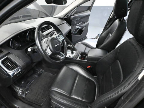 2020 Jaguar E-PACE P250 SE