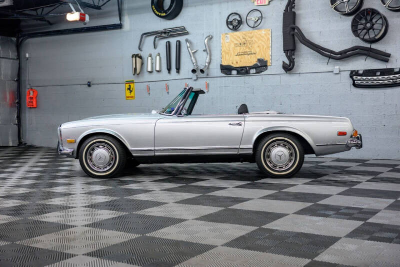 1970 Mercedes-Benz 280-Class