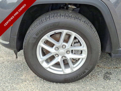 2022 Jeep Grand Cherokee L Laredo