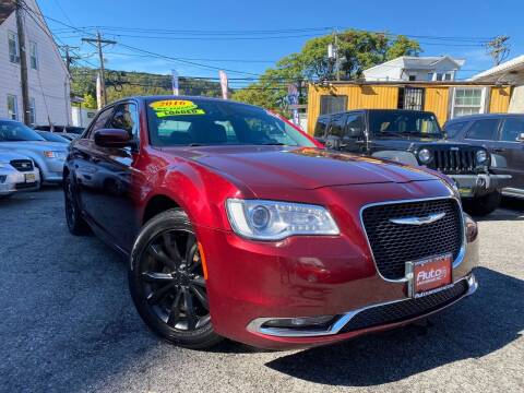 2016 Chrysler 300 for sale at Auto Universe Inc. in Paterson NJ