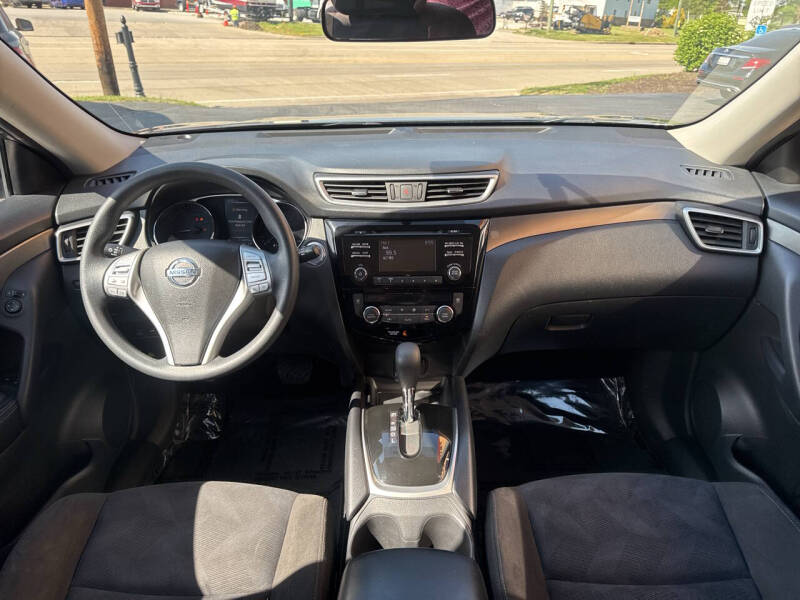2015 Nissan Rogue SV