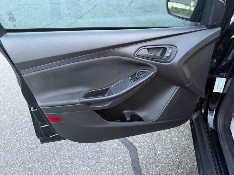 2017 Ford Focus S