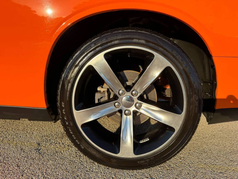 2014 Dodge Challenger R/T Shaker Package