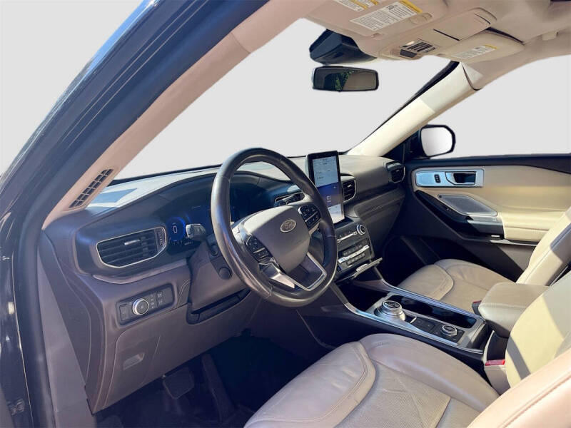 2020 Ford Explorer Platinum