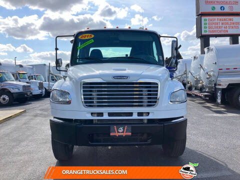 2015 Freightliner M2 106