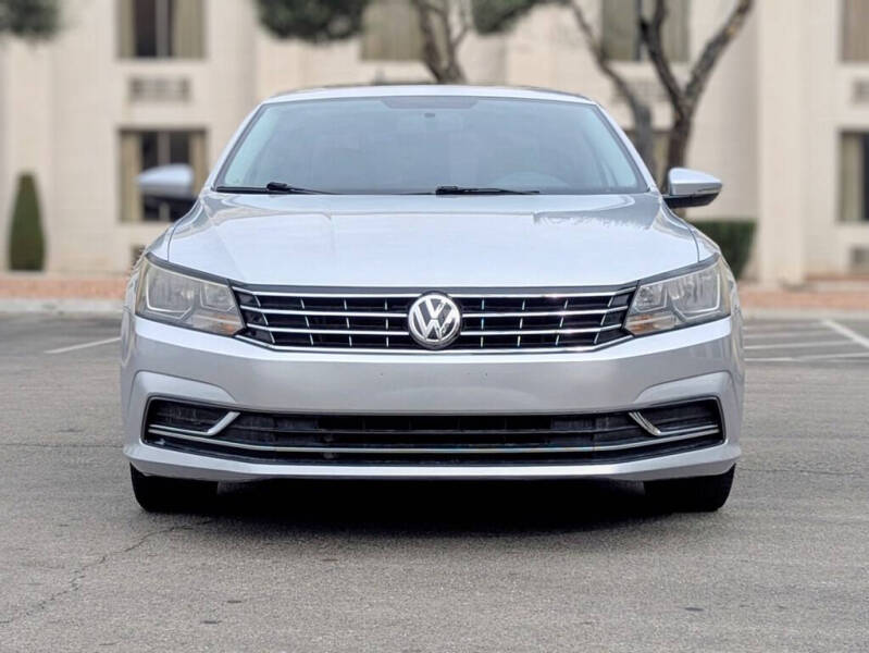 2017 Volkswagen Passat 1.8T SE