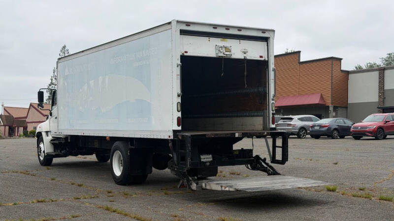 2012 Hino 338