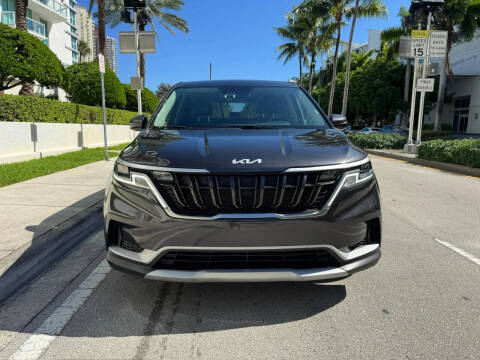 2024 Kia Carnival LX