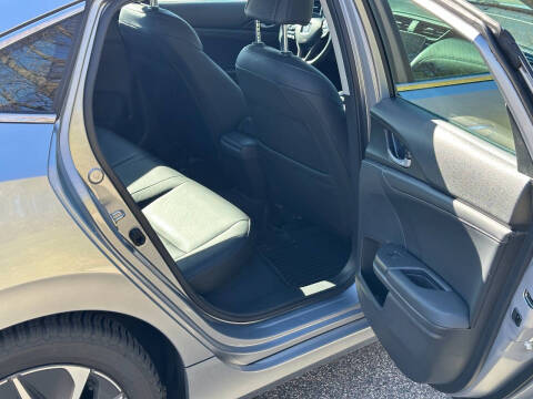 2019 Honda Insight Touring