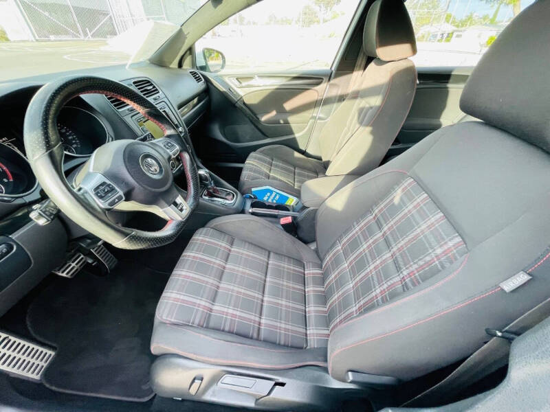 2012 Volkswagen GTI Autobahn PZEV