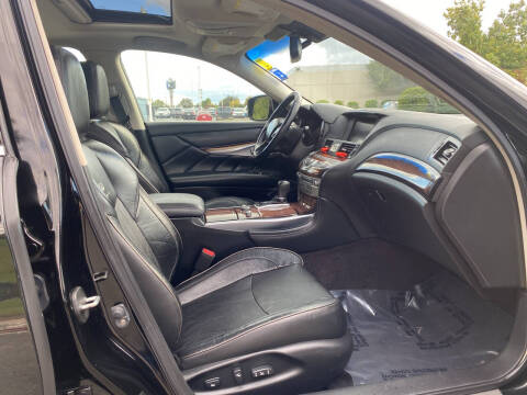 2012 Infiniti M35h