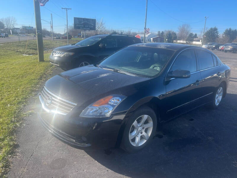 2009 Nissan Altima for sale at Pine Auto Sales in Paw Paw MI