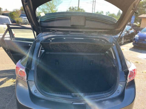 2013 Mazda MAZDA3 i Touring